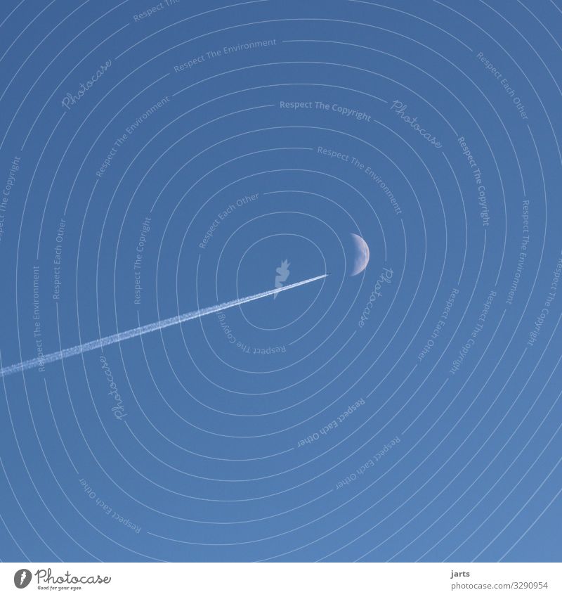 direction moon Aviation Sky Moon Flying Future Astronautics Airplane Colour photo Exterior shot Deserted Copy Space right Copy Space top Copy Space bottom Day