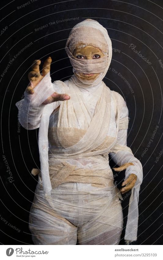 Mummy costume for carnival or Halloween Leisure and hobbies Carnival Hallowe'en Human being Feminine Young woman Youth (Young adults) Woman Adults 1