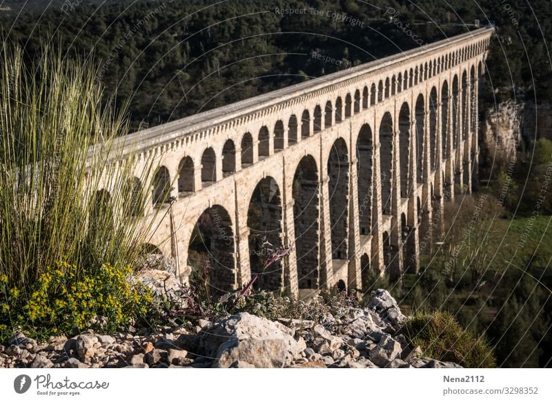 Aqueduct of Roquefavour aqueduc roquefavour France Southern France Roman bridge Roman arch bridge Roman double arch bridge Roman architecture Architecture