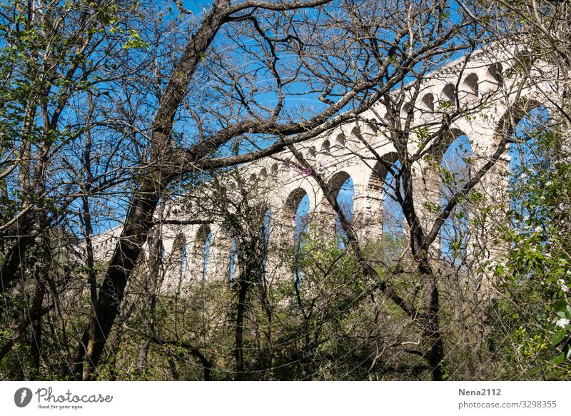 Aqueduct of Roquefavour aqueduc roquefavour France Southern France Roman bridge Roman arch bridge Roman double arch bridge Roman architecture Architecture