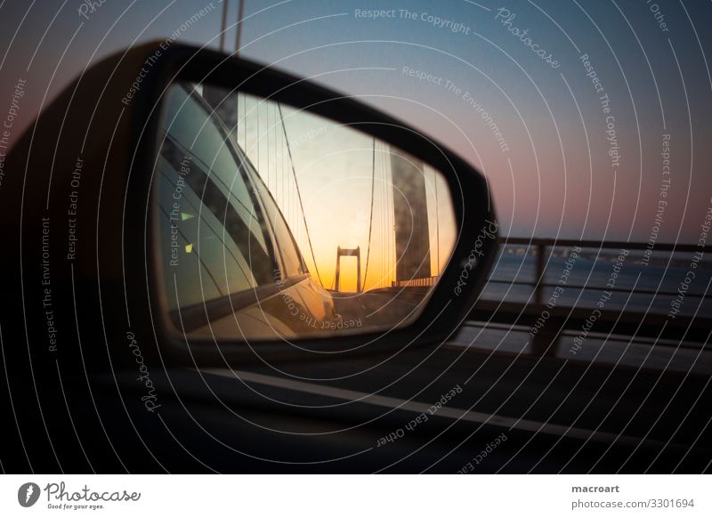 retrospect Mirror Rear view mirror Memory Car road Appearance Speed Motoring arrive Approach road wind Main street Sky Window side Logistics Passenger traffic