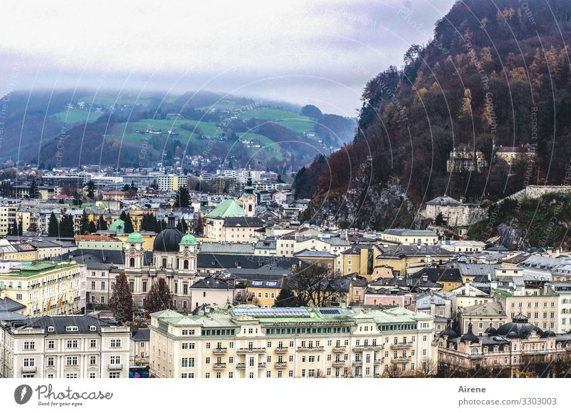 on a dark day Town Old town Architecture Facade Tourist Attraction Dark Gloomy Salzburg Church Places Classicism Monastery Mozart Hill Winter Bad weather Cold