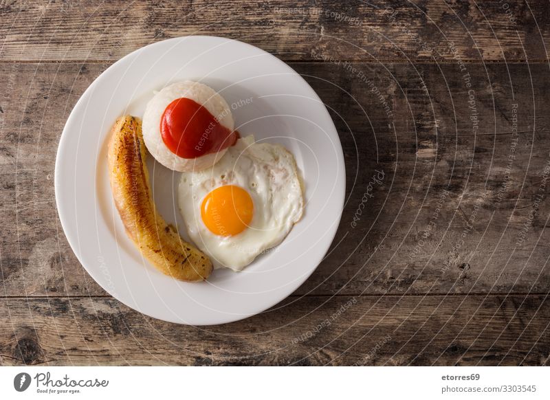 Arroz a la cubana Typical Cuban rice arroz a la cubana Rice Tomato Banana Frying Egg Tradition Tomato sauce Latin Canaries Spanish Food Healthy Eating