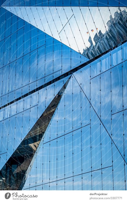 Cube reflections at Berlin Central Station Tourist Attraction Copy Space bottom Sunbeam Structures and shapes Real estate market City trip Deserted Exceptional