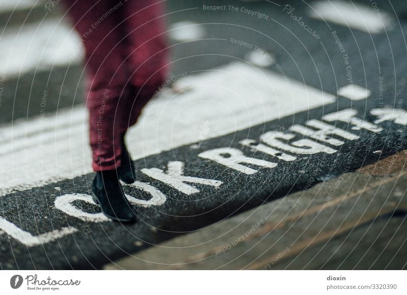 LOOK RIGHT Vacation & Travel Tourism City trip Human being Legs Feet 1 London England Town Capital city Downtown Transport Traffic infrastructure