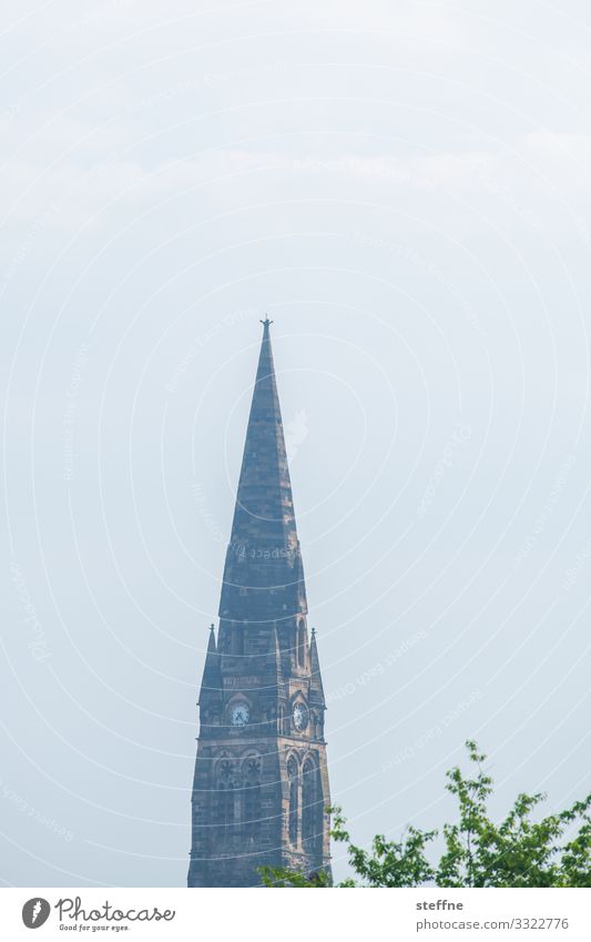 Roystonhill Spire Church Religion and faith Dawn Glasgow Tall Church spire Peace Prayer Gothic period Colour photo Subdued colour Exterior shot Deserted