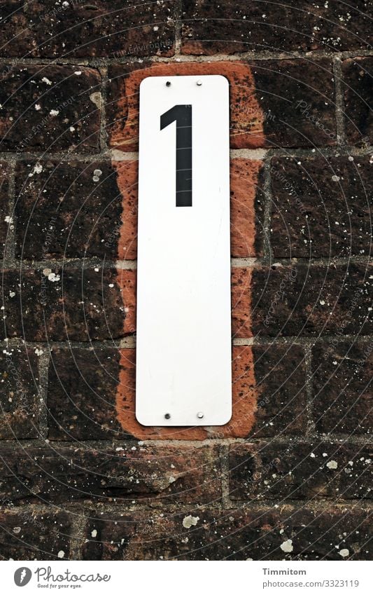 1 Neckarsteinach Wall (barrier) Wall (building) Inland navigation Jetty Stone Metal Digits and numbers Signs and labeling Simple Brown White Colour photo