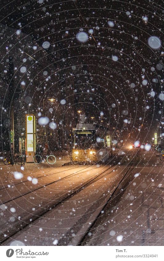 Winter in Berlin Climate Weather Snow Snowfall Prenzlauer Berg Transport Means of transport Traffic infrastructure Passenger traffic Public transit Rush hour