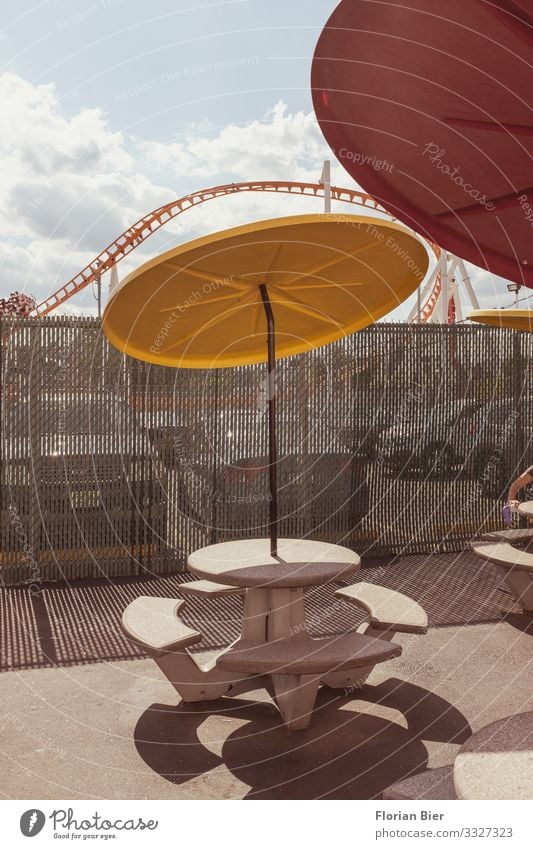 Mary poppins Fast food Amusement Park Table Coney Island USA Americas Concrete Plastic Eating Drinking Town Hospitality Vacation & Travel "Parasol