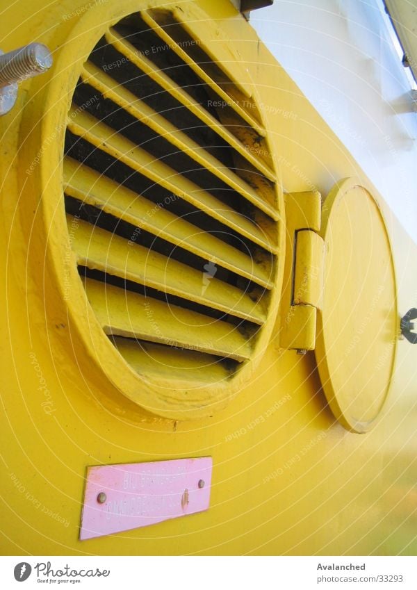 air evacuation Evacuation Yellow Watercraft Machinery Flap Air evacuation Navigation ventilate nameplate Pipe