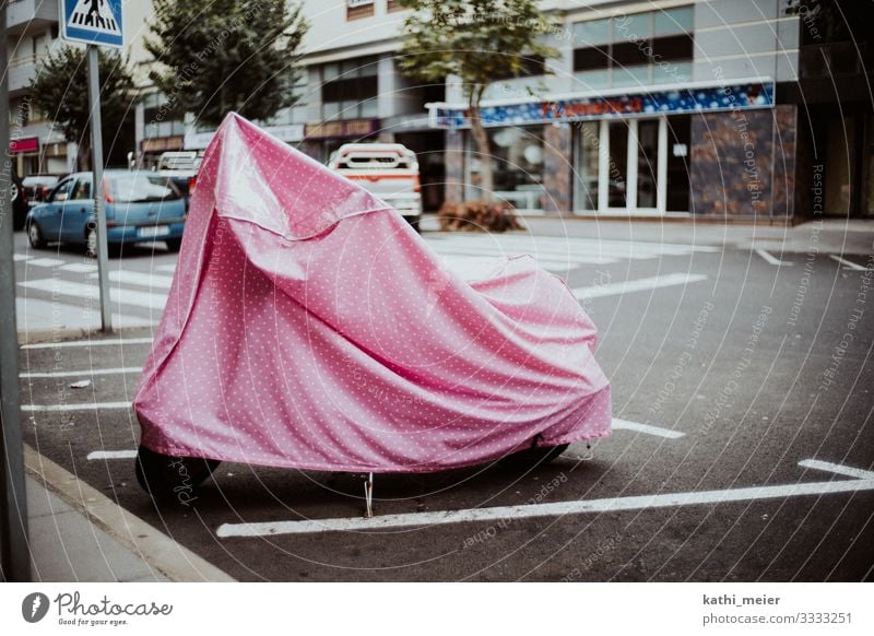 Hidden in Pink Tenerife Hide Hiding place Covers (Construction) Scooter Street Transport Traffic infrastructure Town Vanished Doomed Find Contrast Colour