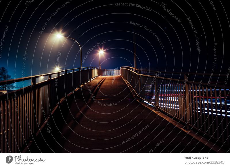 pedestrian crossing Sightseeing City trip Night life Village Deserted Transport Traffic infrastructure Passenger traffic Public transit Road traffic Motoring