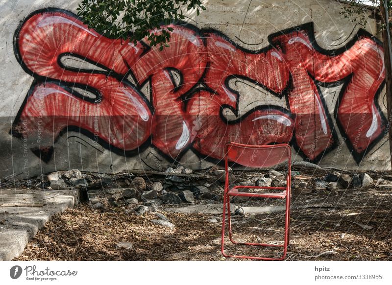 hope Graffiti Facade Sign Characters Exceptional Trashy Red Hope Longing Fiasco Decline Colour photo Subdued colour Long shot