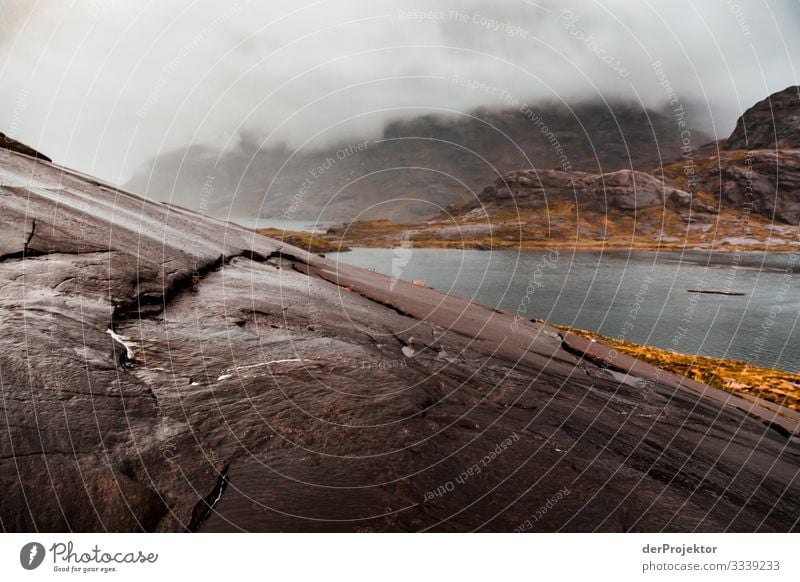 View of Loch Coruisk V Free time_2017 Joerg farys theProjector the projectors Light Day Deep depth of field Copy Space middle Morning Dawn Central perspective