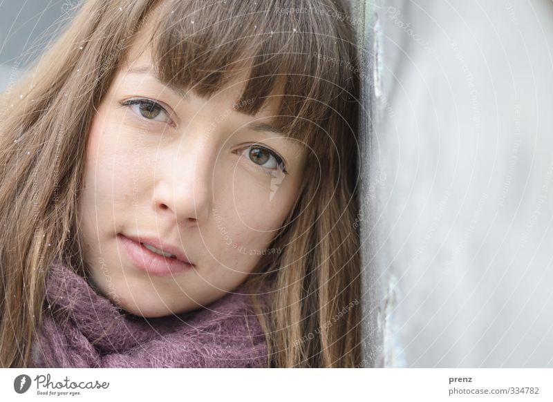 winter portrait Human being Feminine Young woman Youth (Young adults) Woman Adults Head Hair and hairstyles Face 1 18 - 30 years Brown Gray Winter