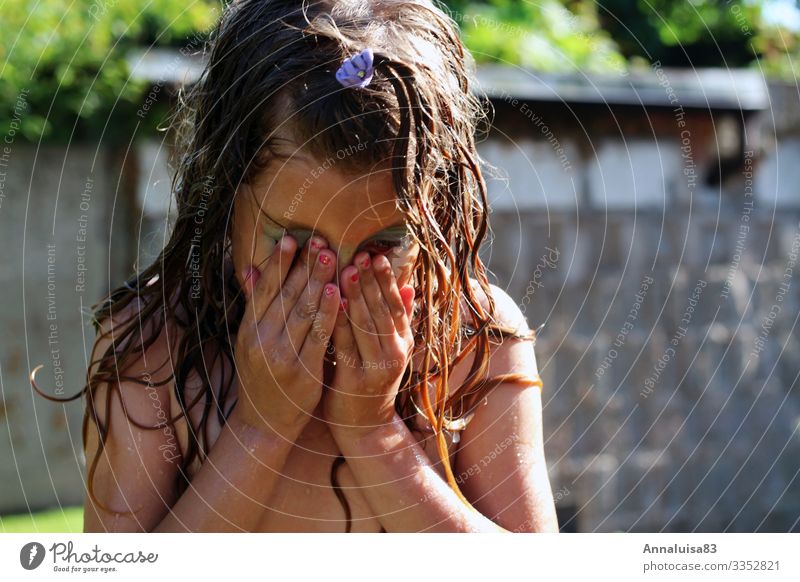 wash off make-up Beautiful Make-up Nail polish Wellness Summer Summer vacation Sun Feminine Child Girl 1 Human being 3 - 8 years Infancy Beautiful weather