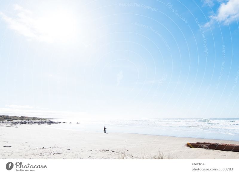 Let's go to the beach Human being 1 Nature Landscape Sky Sun Beautiful weather Waves Coast Beach Ocean Relaxation Vacation & Travel Pacific Ocean Pacific beach