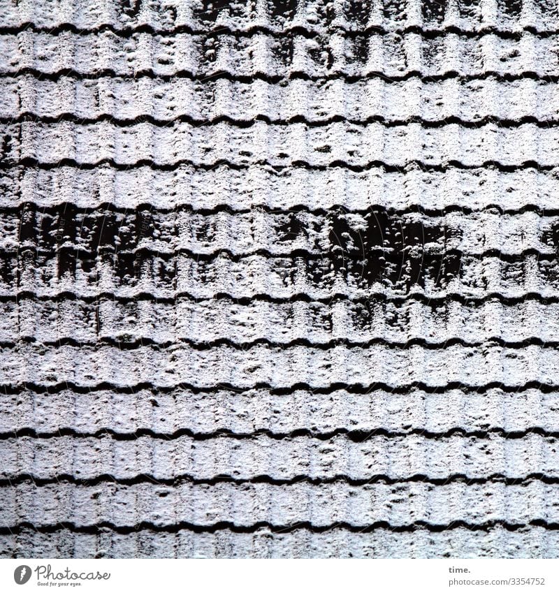 Heating period | ice age Winter Snow Roof Roofing tile Clay Line Dark Cold Town Protection Unwavering Orderliness Concentrate Moody Irritation Change Attachment