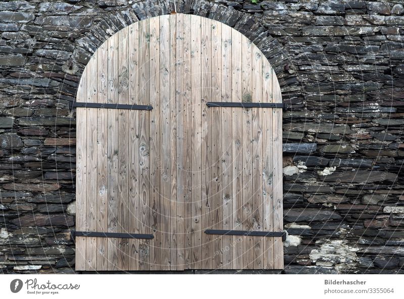 Simple wooden door Door Weathered Wooden door Wooden wall Barn Storage shed Wine cellar Cellar Cellar door Front door Wood backing Wooden board Wood grain