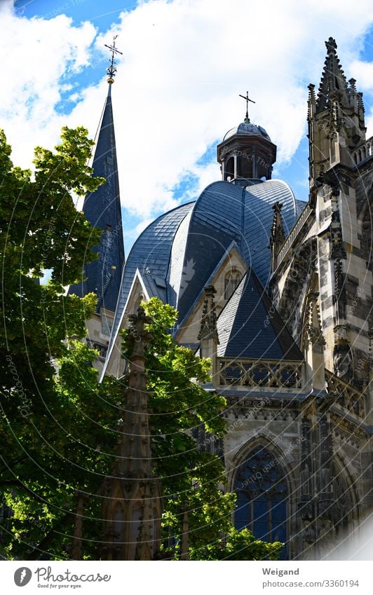 Aachen House (Residential Structure) Church Dome Firm Arrangement Catholic Religion and faith Christianity Colour photo Exterior shot