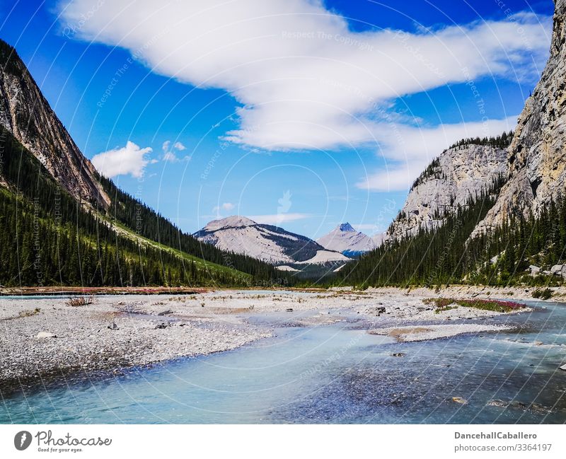 Landscape with mountains and river Mountain Mountain range Nature Hiking Exterior shot Vacation & Travel Canada Banff National Park Jasper national park