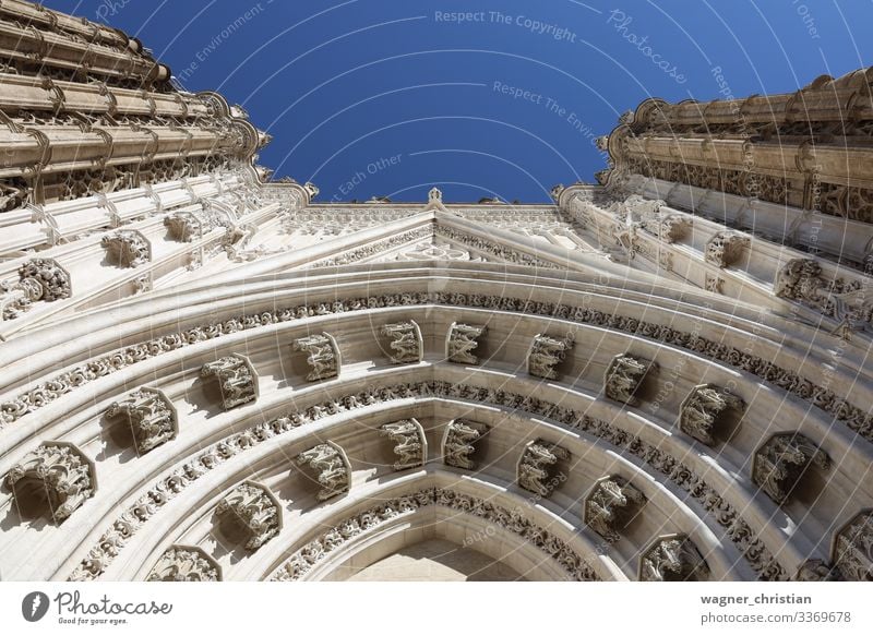 Seville Cathedral - Entrance Vacation & Travel Sightseeing Church Dome Facade Tourist Attraction Religion and faith Gateway Arch Gothic period Architecture