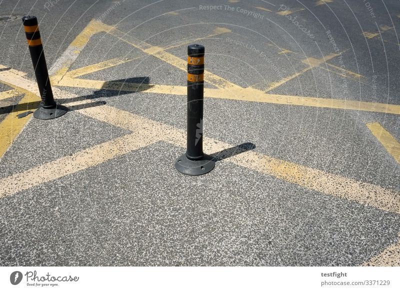 mark runway Street Bollard Marker line Yellow Black Tar