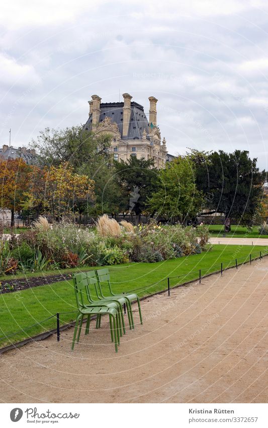 tuileries garden Capital city Park Historic Jardin des Tuileries Chair Plant Flowerbed Green Characteristic Autumn Autumnal Louvre Exterior shot Deserted Day