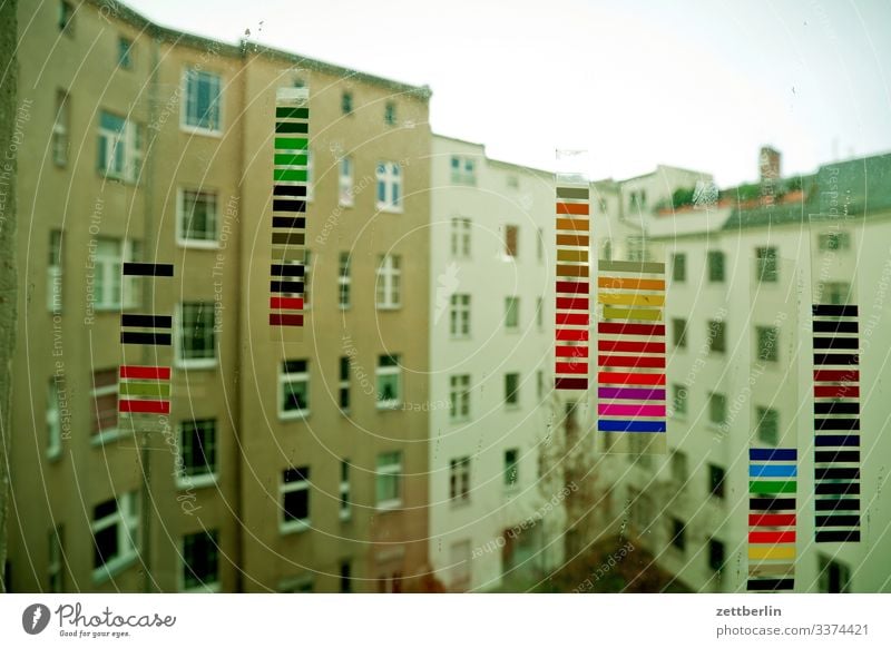 Backyard with stripes Old building Facade Window House (Residential Structure) Sky Behind Courtyard Interior courtyard Downtown Wall (barrier) Apartment house