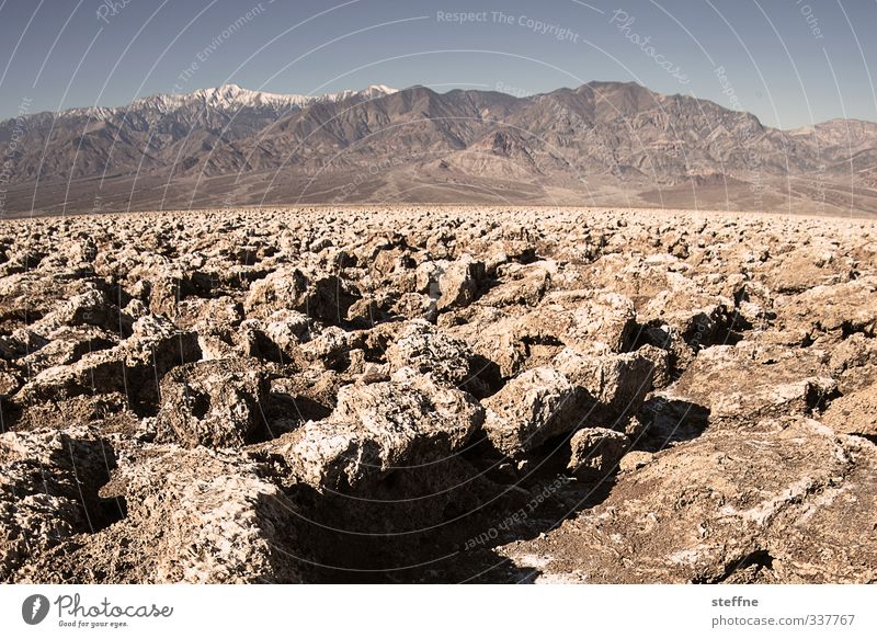 Desert | Devil's Golf Course Landscape Elements Spring Summer Beautiful weather Warmth Mountain Snowcapped peak Canyon Death valley Nationalpark USA Nevada