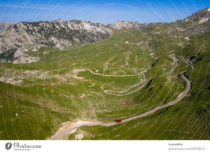 Durmitor Nationlapark Roadtrip Street road trip bulli VW T6 vw bus Montenegro durmitor Meadow Mountain UAV view Aerial photograph hilly Travel photography