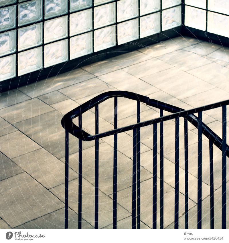 Initial scenario Iron Hard Old worn-out Corner edge edged Staircase (Hallway) glaucoma module tiles Handrail Banister Swing Spirited vibration Light daylight