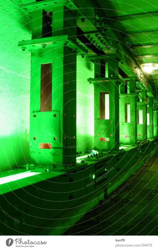 Green support Light Bridge Column Underpass Railroad