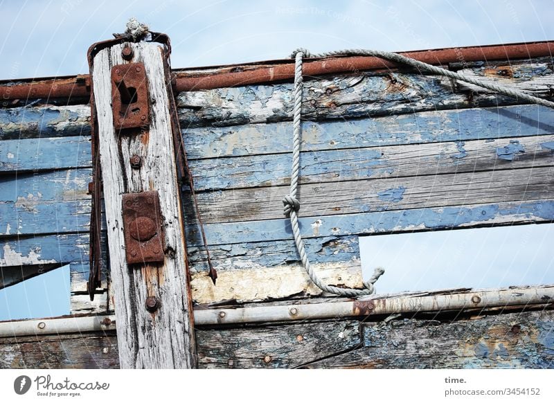 fragment Deserted Exterior shot Colour photo Destruction Transience Past Decline Death Moody Fiasco Apocalyptic sentiment Disaster Trashy Broken Historic Old