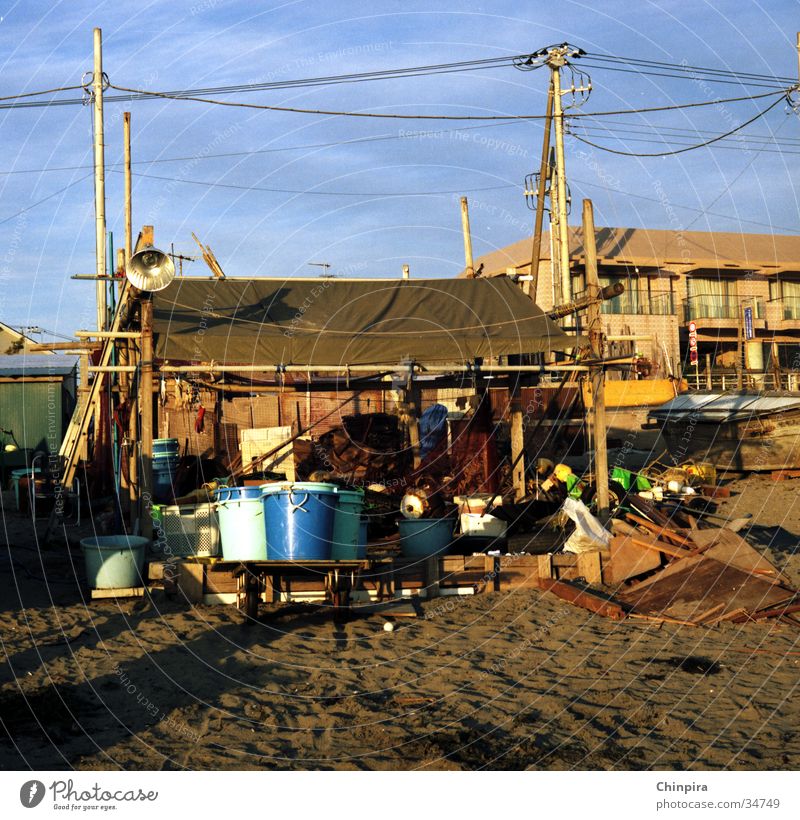 beach palace Japan Beach Fisherman Chaos Architecture Kamakura Hut