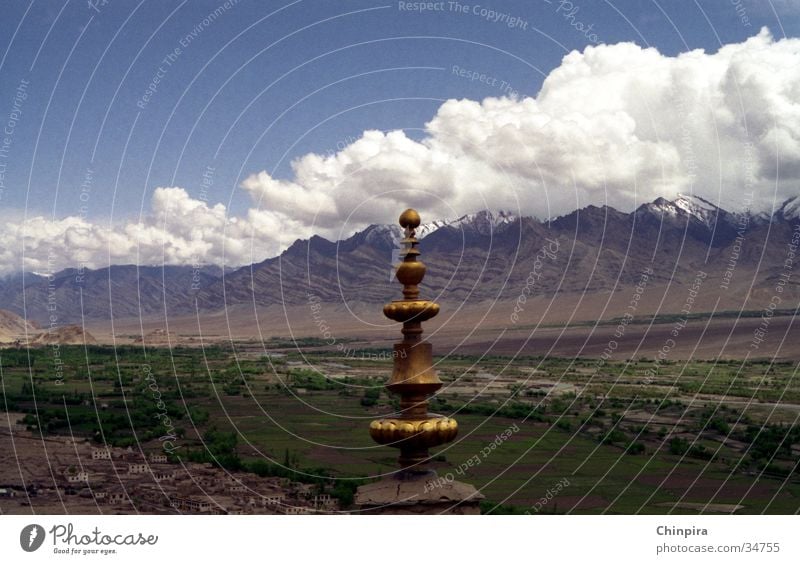 Fluffy Clouds Temple Ladakh India High plain Los Angeles Mountain