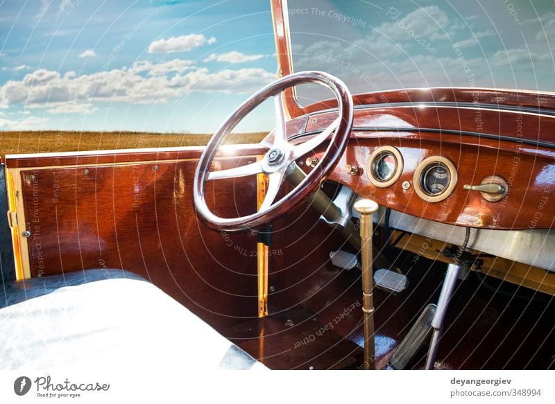 Old vintage retro car interior Luxury Elegant Style Design Exhibition Hut Transport Vehicle Car Cockpit Retro Speed Steering Dashboard wheel oldtimer Classic