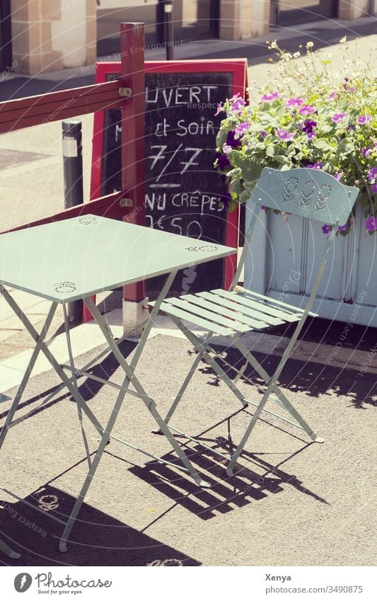 Cafe terrace Café Sidewalk café Exterior shot Chair Deserted Table Gastronomy Day Restaurant Folding chair Break Colour photo beautiful weather sunshine France