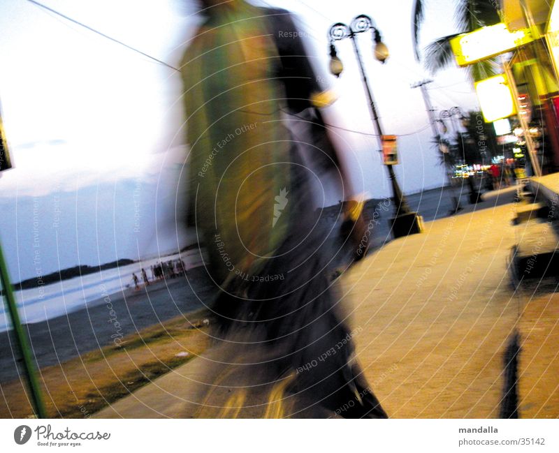 Kovalam Beach I Promenade Twilight Motion blur Indian Going Lantern Los Angeles Evening Blur