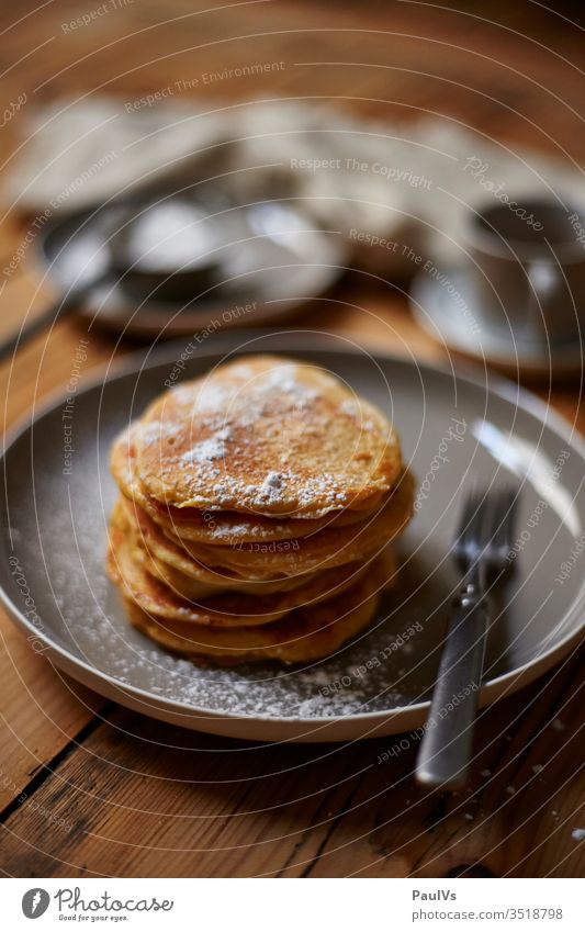 Pancake breakfast pancakes Breakfast Sweet Self-made Available Light Hangover Breakfast enjoyment Baked goods recipe powdered sugar American pancakes treat