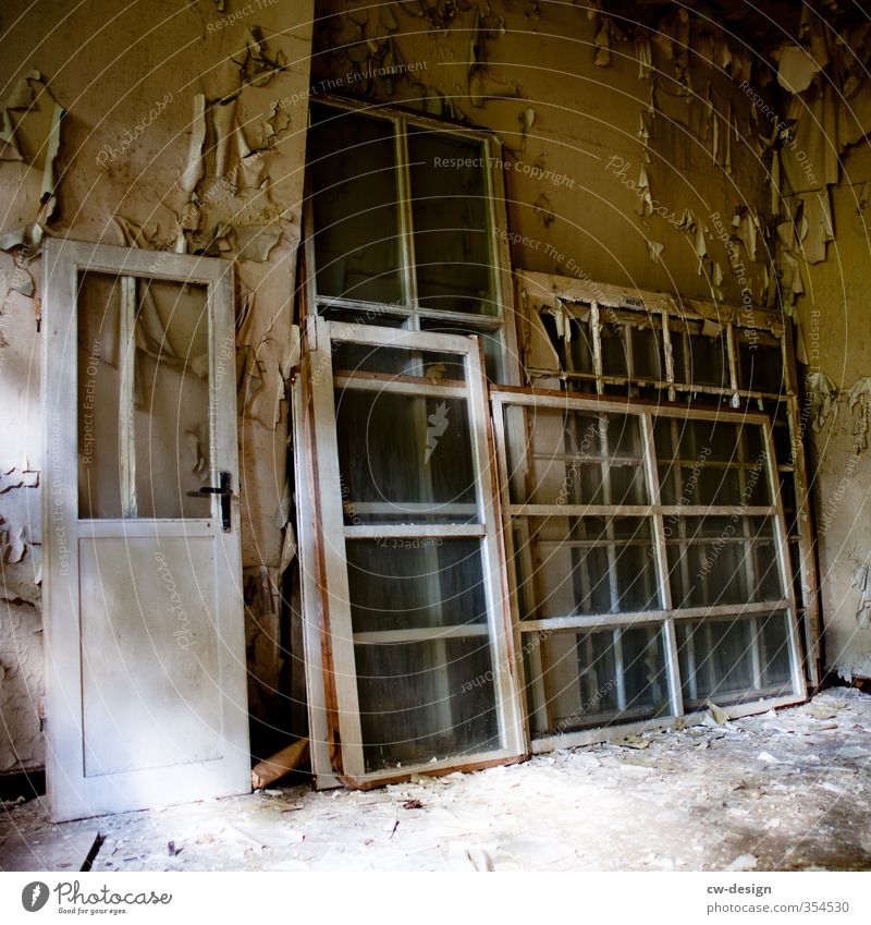 WINDOWS vs. THE DOOR House (Residential Structure) Building Architecture Ruin Wall (barrier) Wall (building) Old Hideous Historic Broken Brown Gray Orderliness