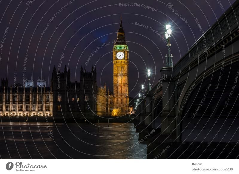 Westminster Bridge at night. London England Parliament parliament Church Clock Bell tower Britain britain bridge Footpath pedestrian Landmark Government big Ben