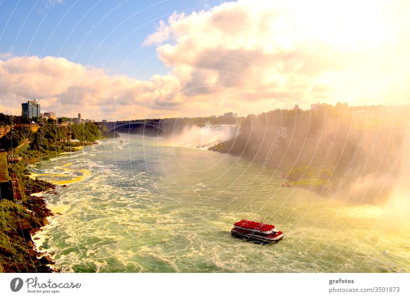 Niagara Falls And The Red Point White crest Waterfall Waterfalls Canada USA Canyon River ship Tourists Tourism Tourist Attraction Border bridge stunning