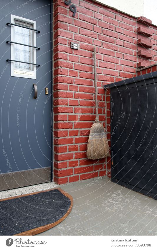 entrance to the terraced house and broom ready to hand front door Entrance Front door door mat Doormat Broom sweeping week clean neat Clean