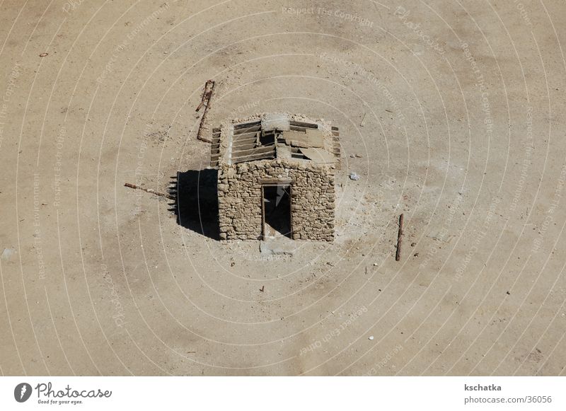 solitary Lighthouse House (Residential Structure) Badlands Loneliness Contentment Brother Islands Desert