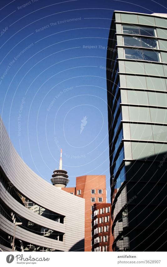 Media Port Düsseldorf High-rise Television tower Rheinturm Dusseldorf Town Architecture Skyline Exterior shot Tourist Attraction Deserted Landmark Colour photo