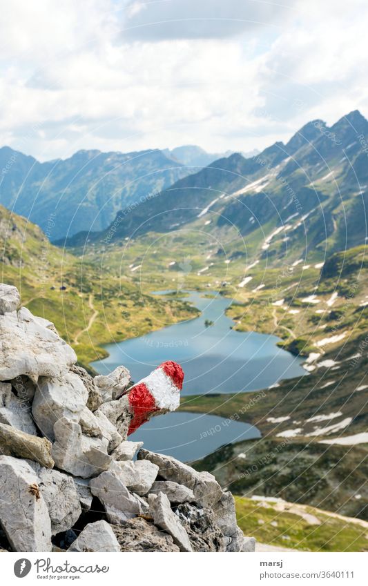 Red-white-red hiking trail sign shows the way to the Giglachsseen and the Giglachalm giglax lake mountain lake mountainous Mountain Hiking Lake Landscape