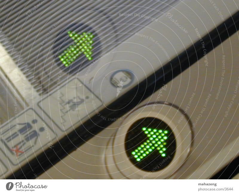 escalator_2 Escalator Electrical equipment Technology Arrow Display