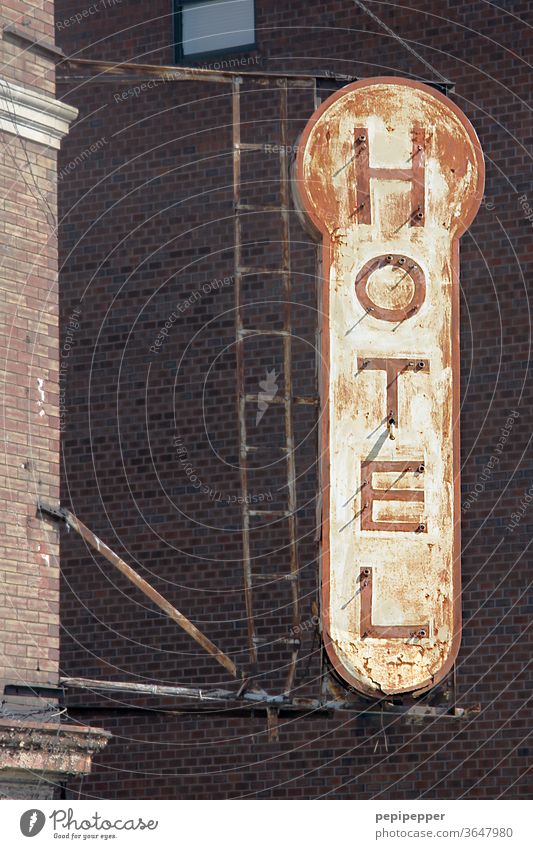 HOTEL sign New York Hotel House (Residential Structure) Facade built Signs and labeling Wall (building) Wall (barrier) Exterior shot Deserted Characters