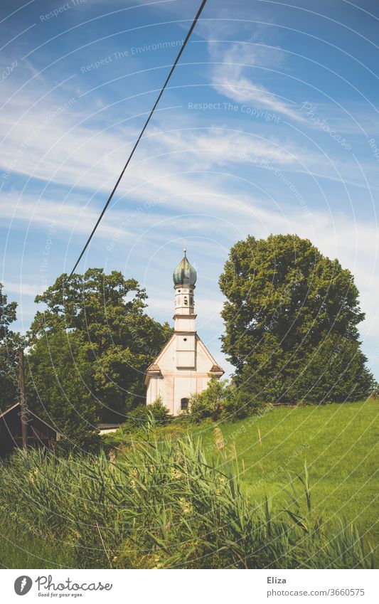 Church St. Georg in the Murnauer Moos St.-George Murnauer Moss Upper Bavaria Religion and faith House of worship Belief Nature Sky good weather Trip hike green